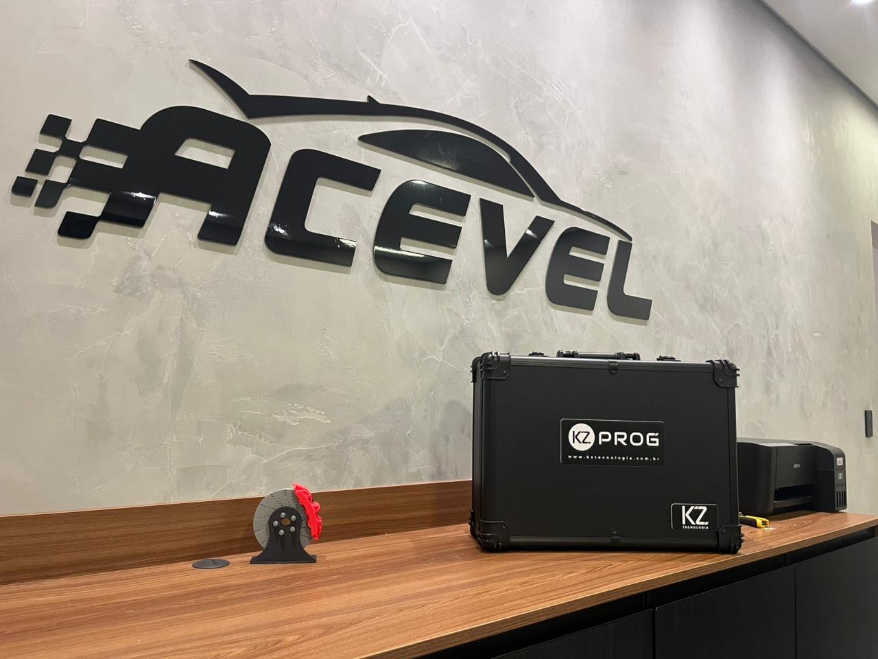 Logo em ACM para showroom automotivo